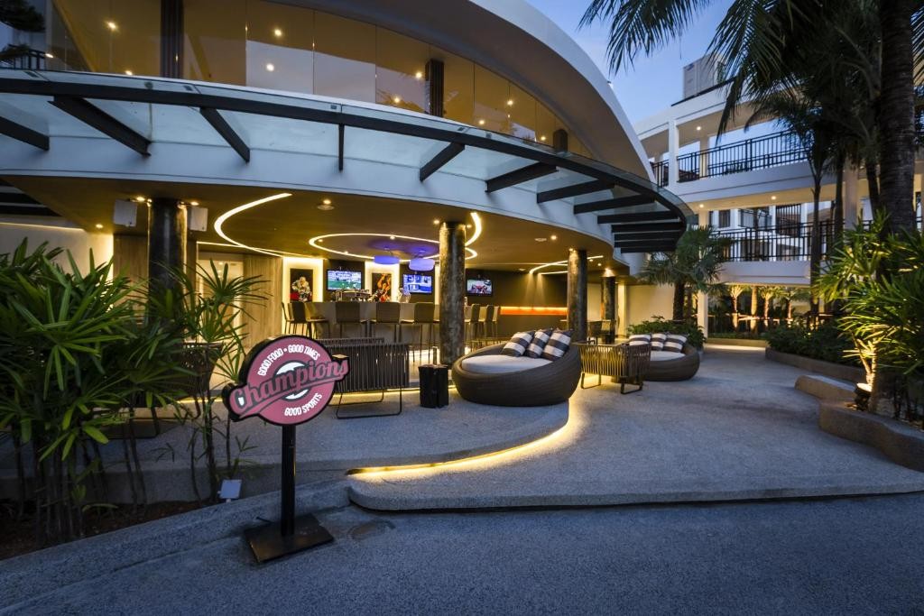 Holiday Inn Resort Phuket Karon Beach