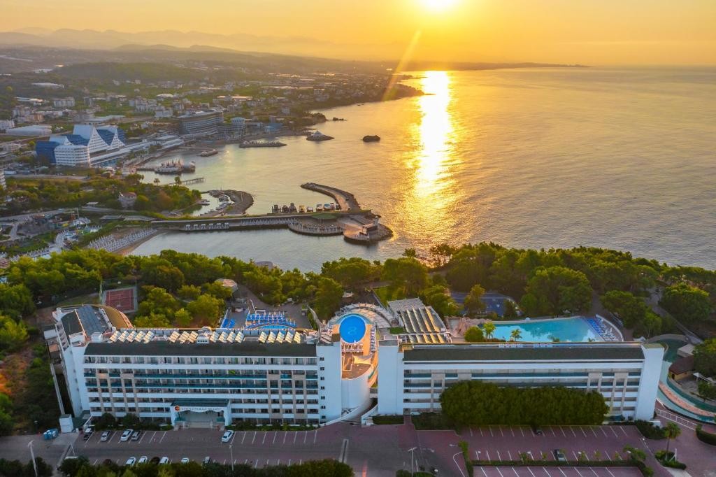 A GOOD LIFE UTOPIA FAMILY RESORT(EX.WATER PLANET)