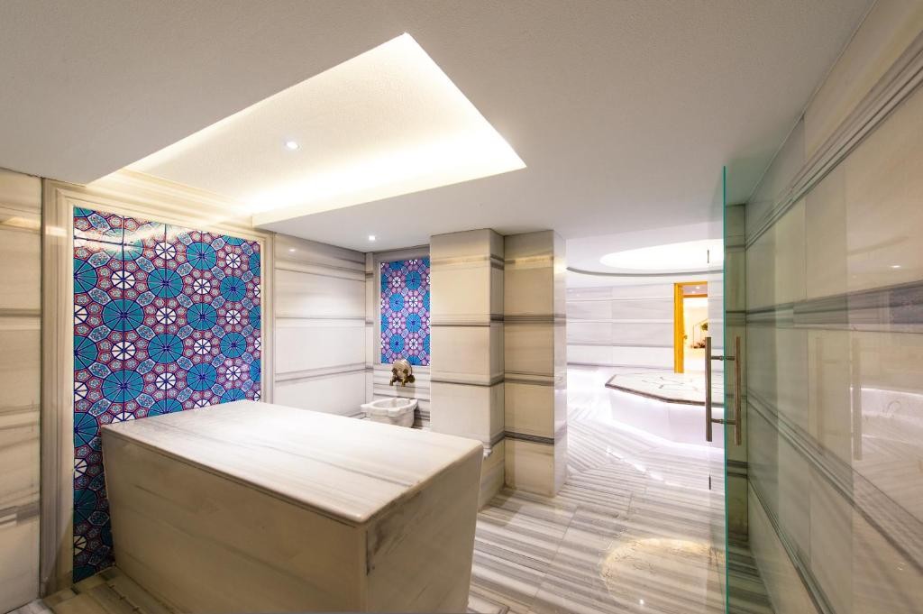 A GOOD LIFE UTOPIA FAMILY RESORT(EX.WATER PLANET)