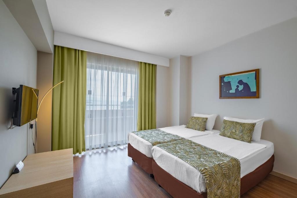 A GOOD LIFE UTOPIA FAMILY RESORT(EX.WATER PLANET)