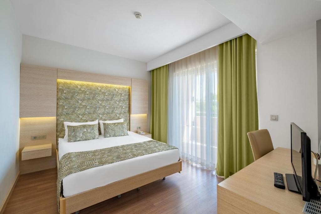 A GOOD LIFE UTOPIA FAMILY RESORT(EX.WATER PLANET)