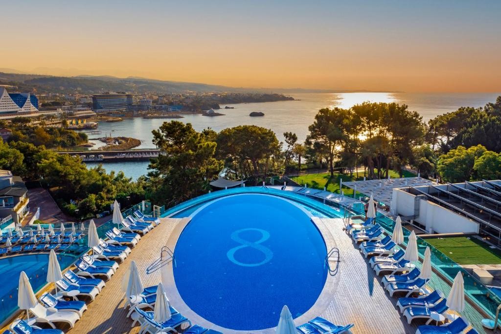 A GOOD LIFE UTOPIA FAMILY RESORT(EX.WATER PLANET)