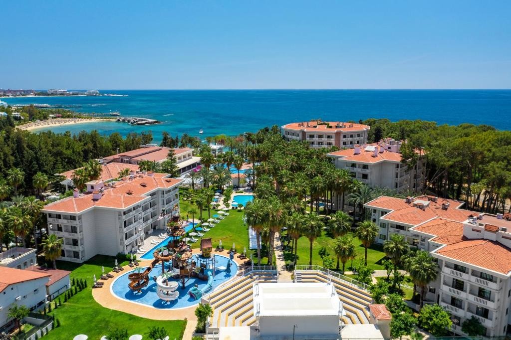 UTOPIA RESORT & RESIDENCE