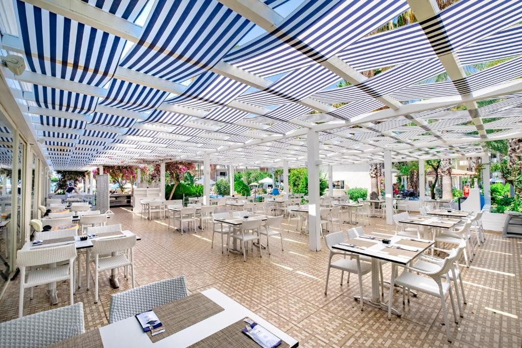 UTOPIA RESORT & RESIDENCE