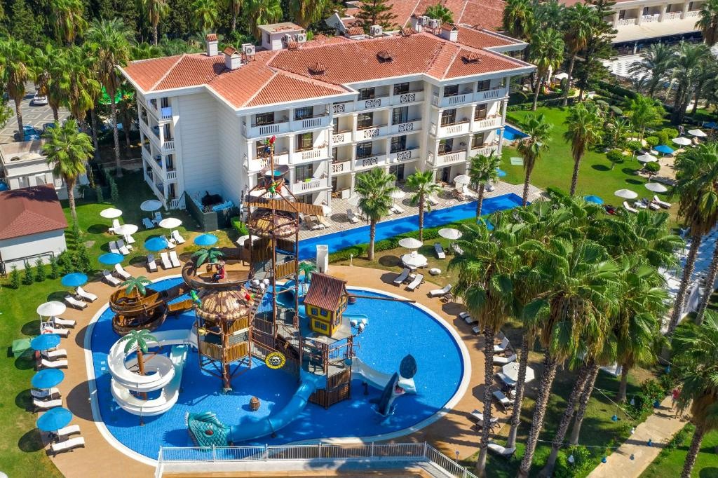 UTOPIA RESORT & RESIDENCE