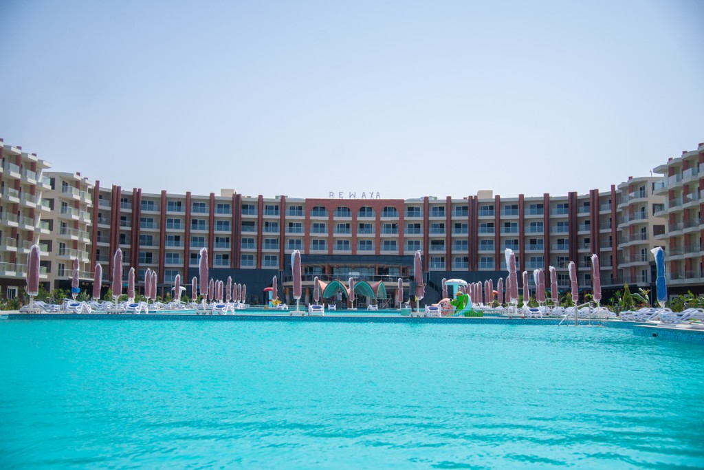 REWAYA MAJESTIC RESORT