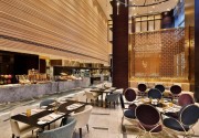 AlRayyan Hotel Doha, Curio Collection by Hilton