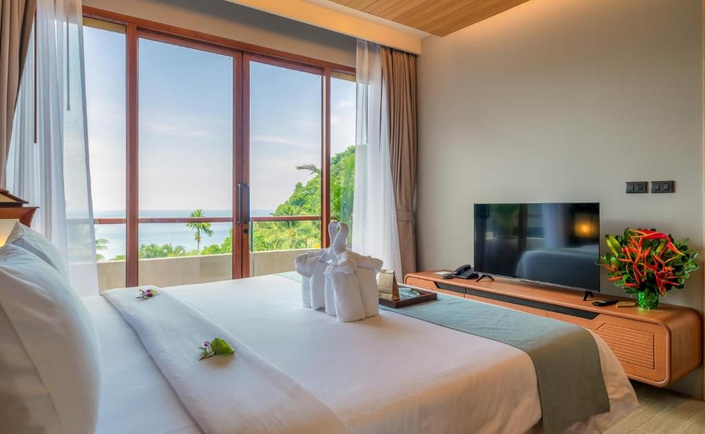 Ayara Kamala Resort & Spa