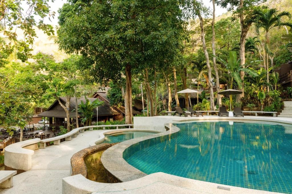 Baan Krating Phuket Resort