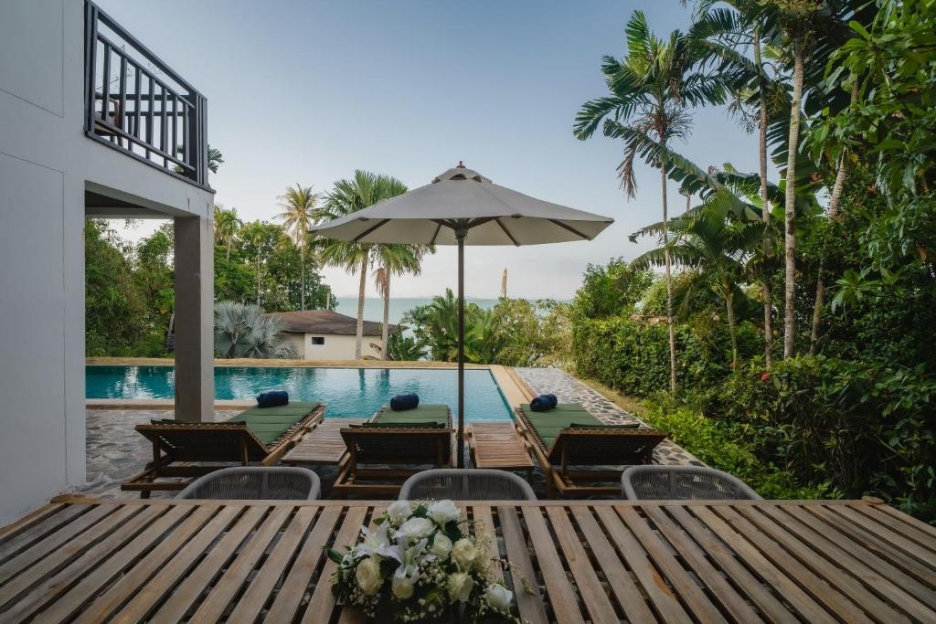 Barcelo Coconut Island
