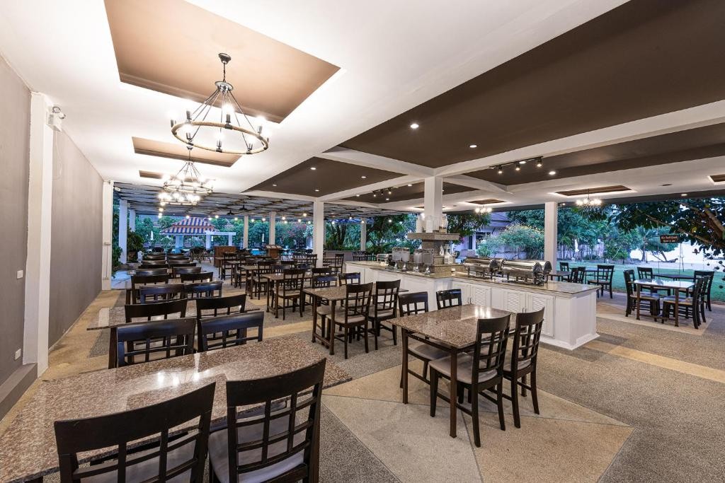 Blue Beach Grand Resort & Spa