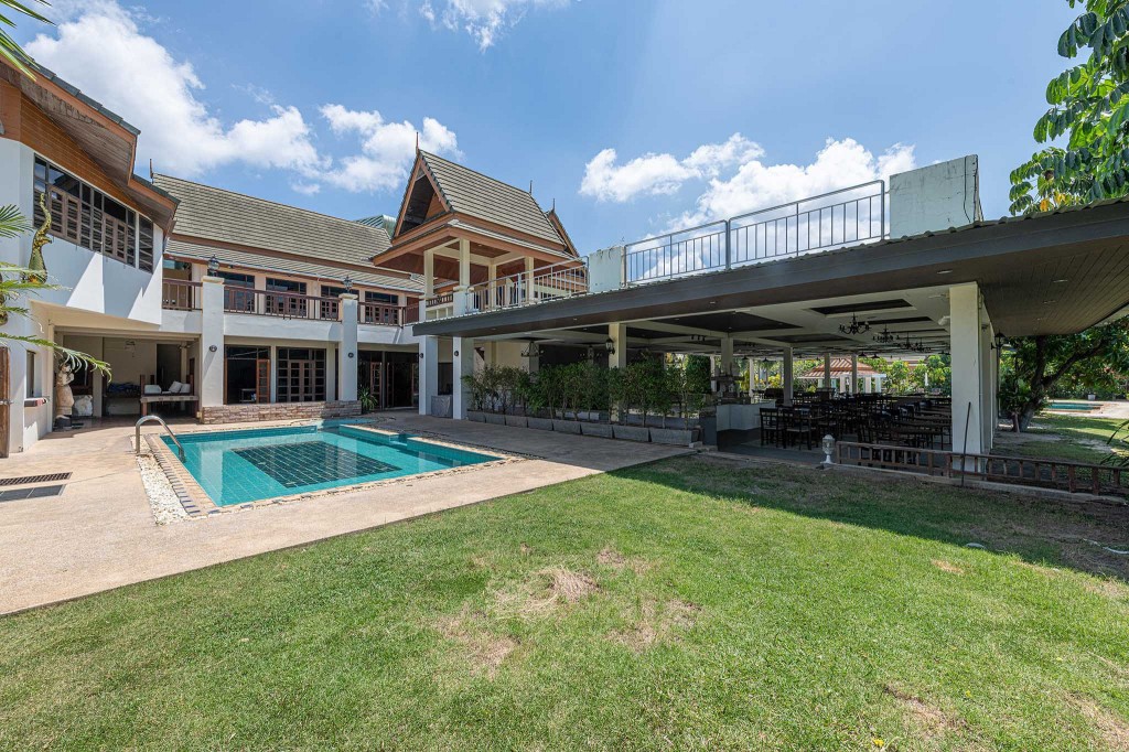 Blue Beach Grand Resort & Spa