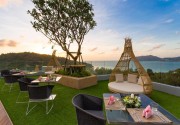 Crest Resort & Pool Villas
