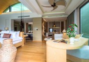 Crest Resort & Pool Villas