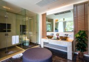 Crest Resort & Pool Villas