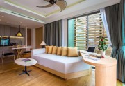 Crest Resort & Pool Villas