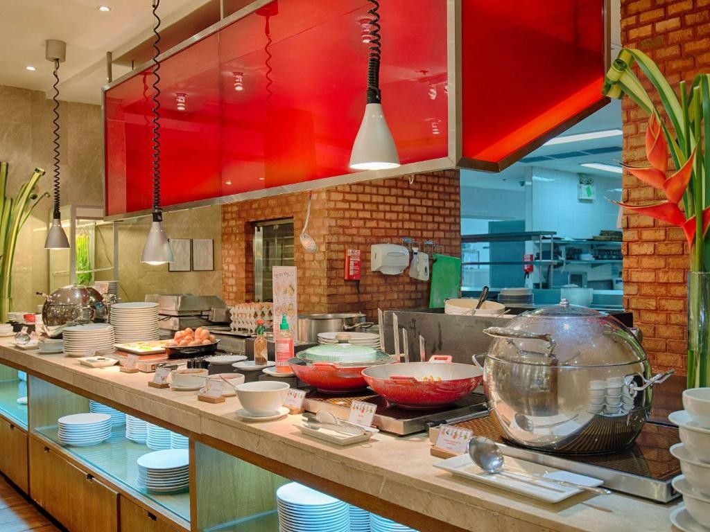 Holiday Inn Resort Phuket Surin Beach