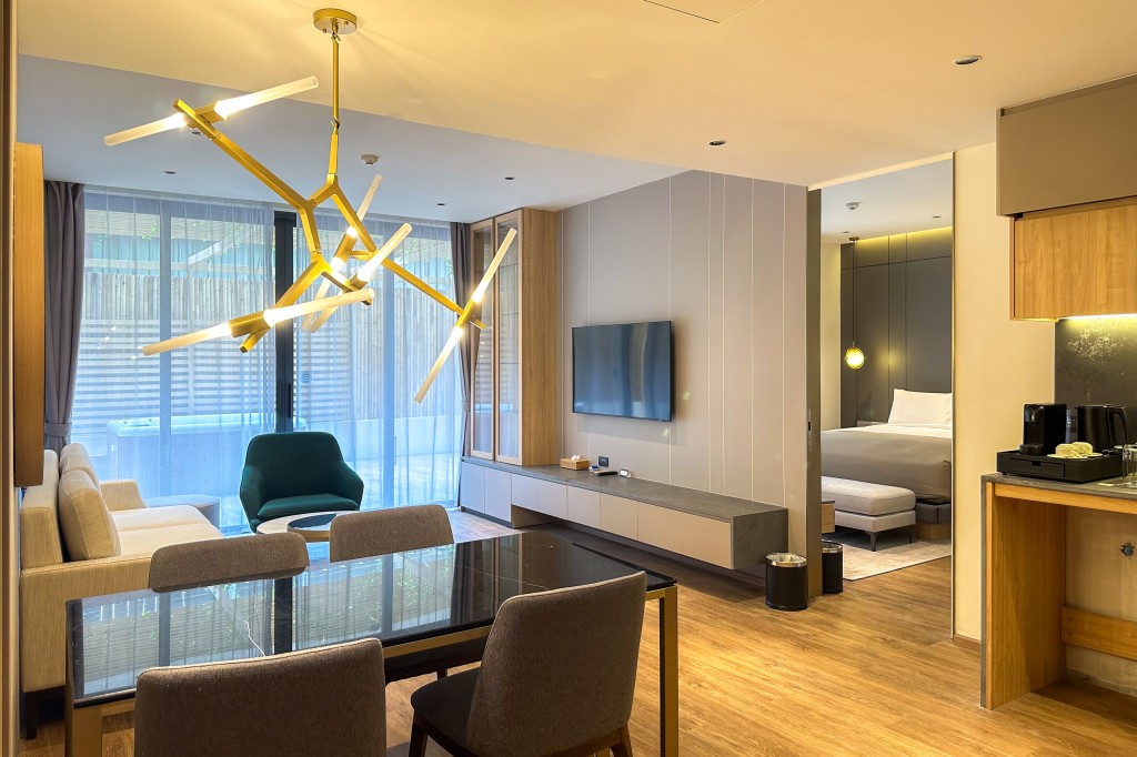 La Green Hotel & Residence