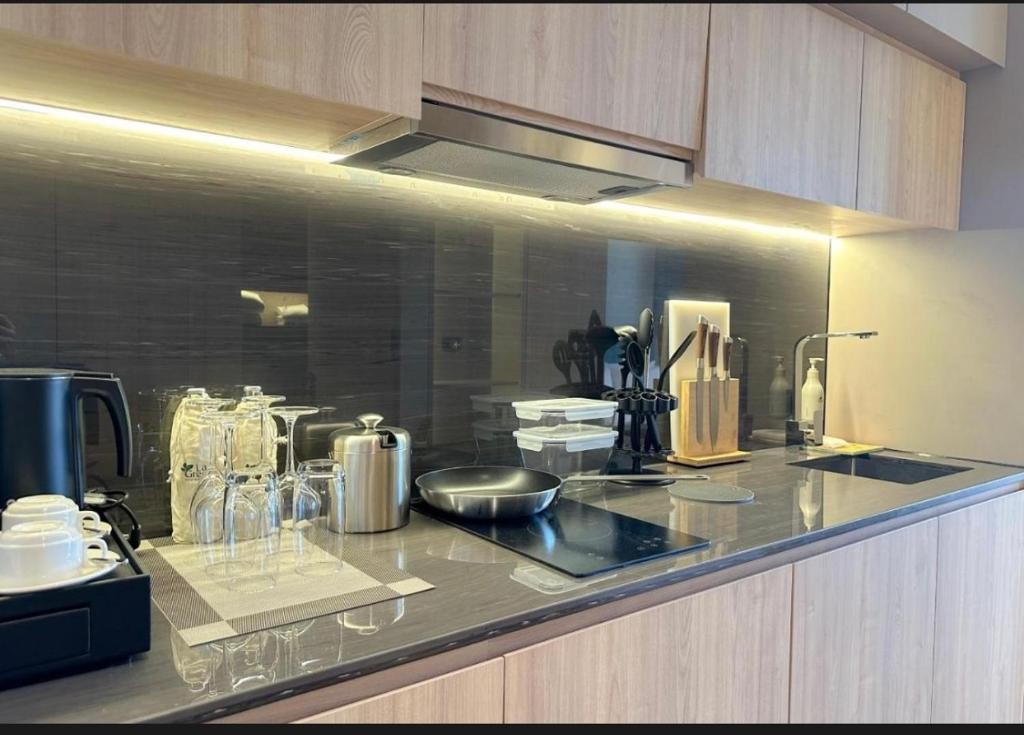 La Green Hotel & Residence