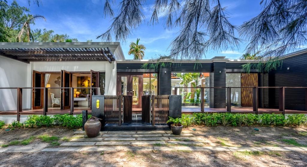 Maikhao Dream Villa Resort & Spa Phuket