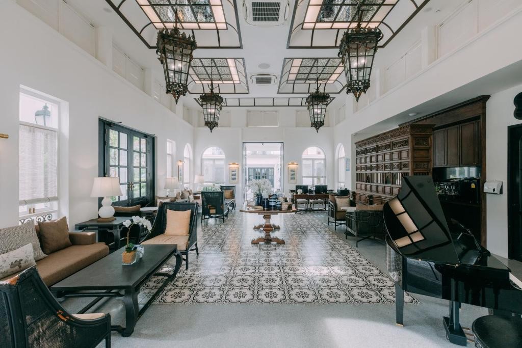 Marina Gallery Kacha Resort