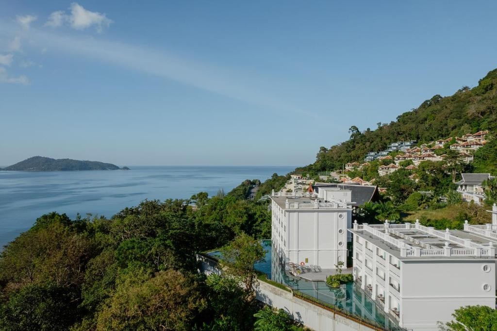 Marina Gallery Kacha Resort