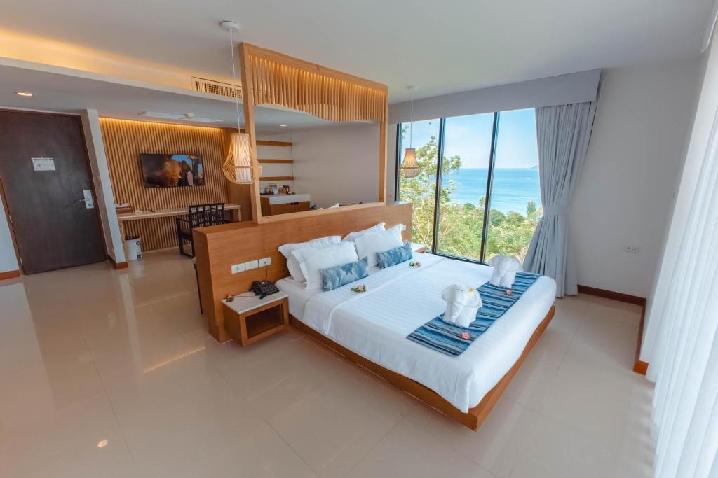 Peach Blossom Resort