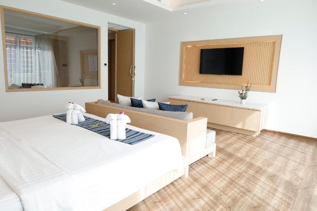 Peach Blossom Resort