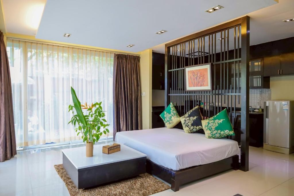 Peach Blossom Resort