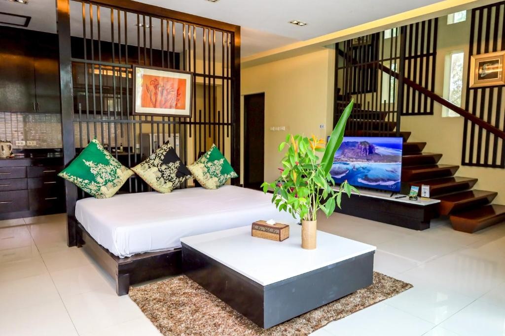 Peach Blossom Resort