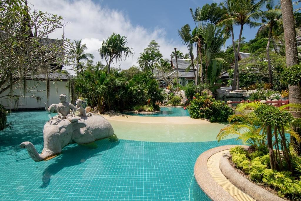 Thavorn Beach Village Resort