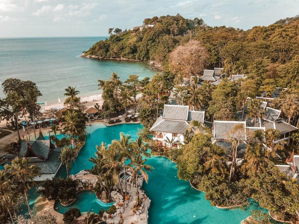 Thavorn Beach Village Resort