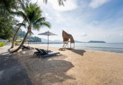 Thavorn Beach Village Resort