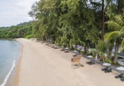 Thavorn Beach Village Resort