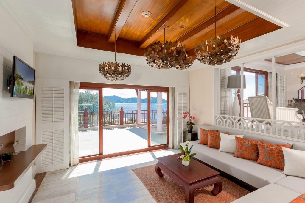 Thavorn Beach Village Resort