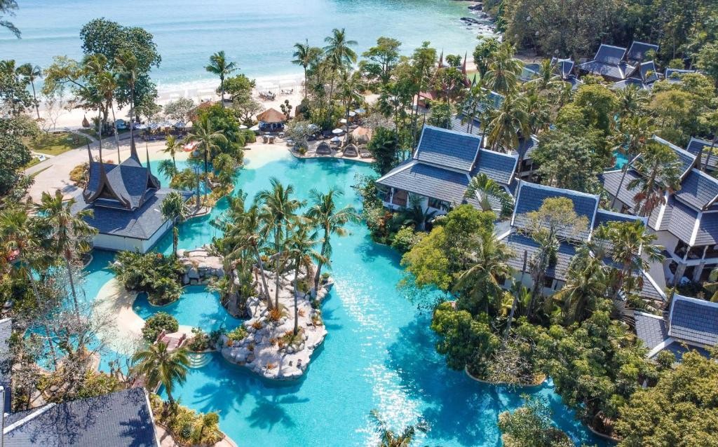 Thavorn Beach Village Resort