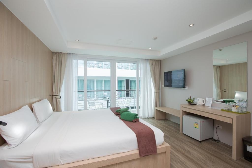 The Palms Kamala Beach