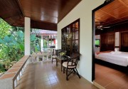 Tropica Bungalow Resort & Restaurant