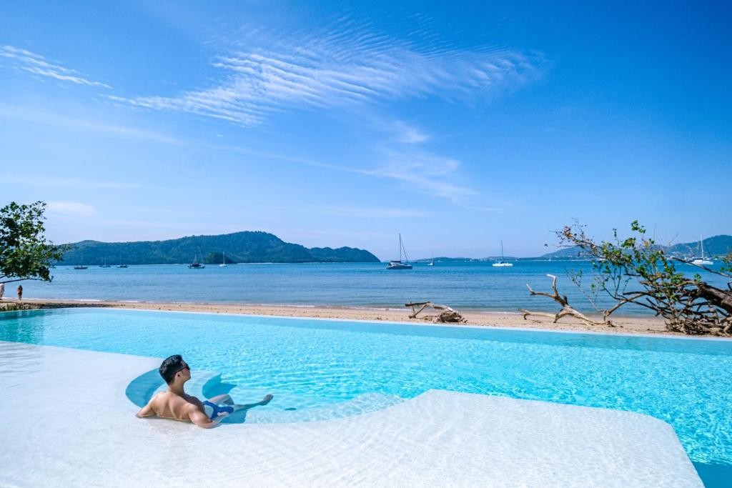 Veranda Resort Phuket Autograph Collection