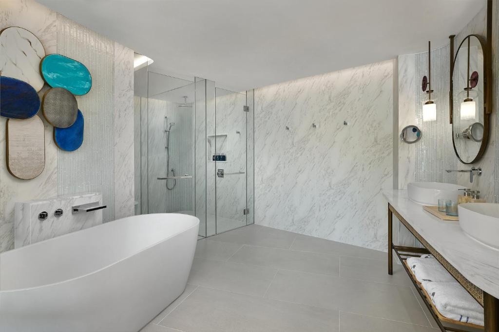 Veranda Resort Phuket Autograph Collection