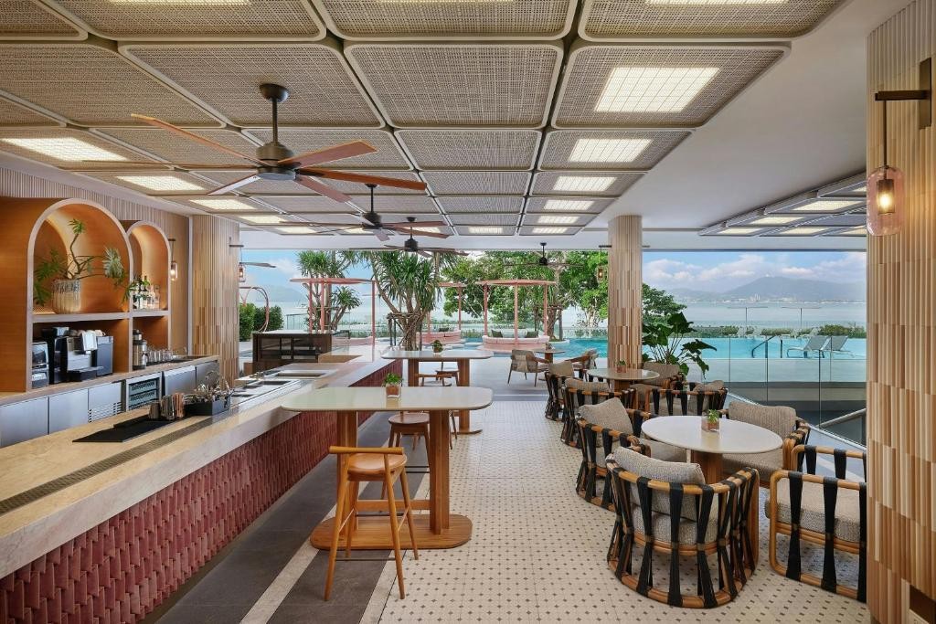 Veranda Resort Phuket Autograph Collection