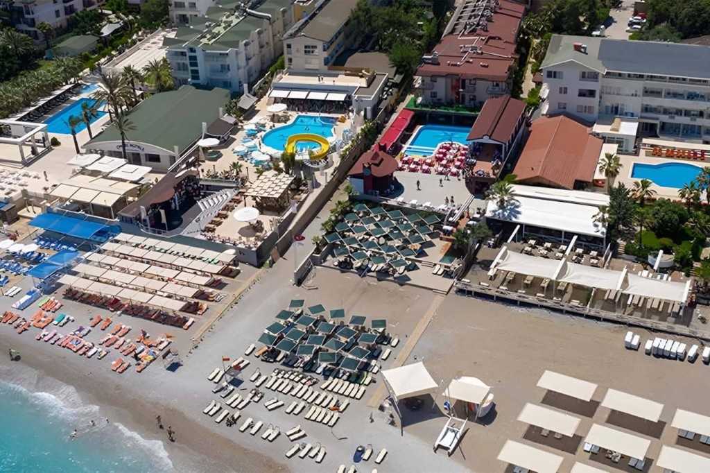 ALERIA BELPORT BEACH HOTEL
