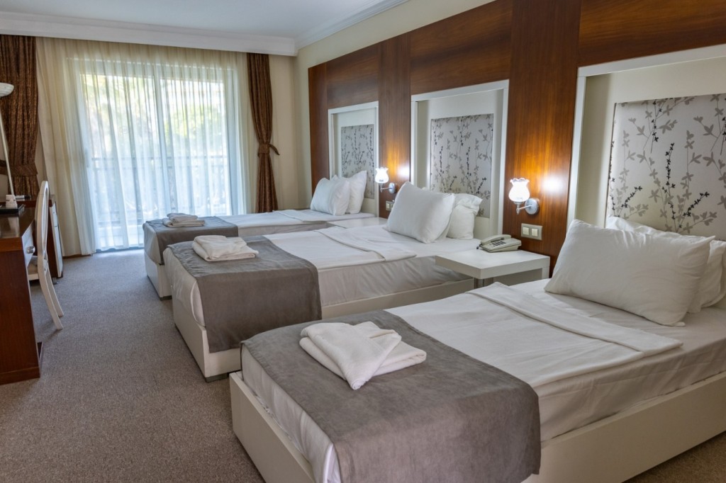 SENTINUS BEACH HOTEL