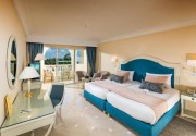 TUI Blue Oceana Suites