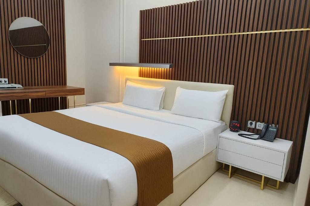 Abraj INN Royal Hotel