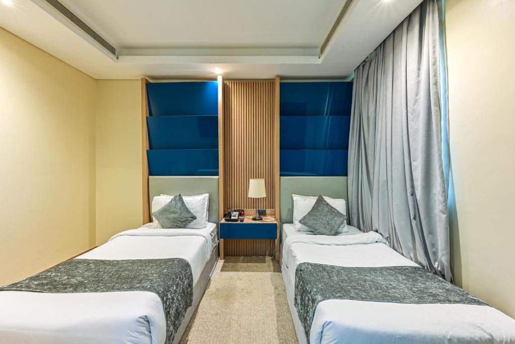 Al Mansour Suites Hotel