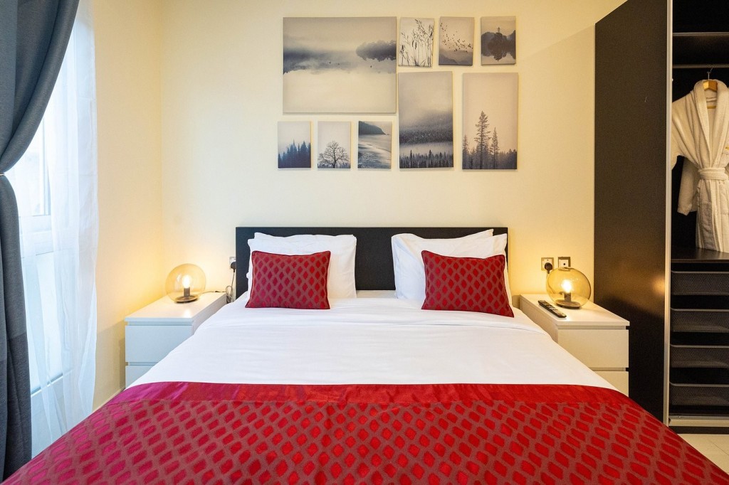 Al Manzil Residence & Suites