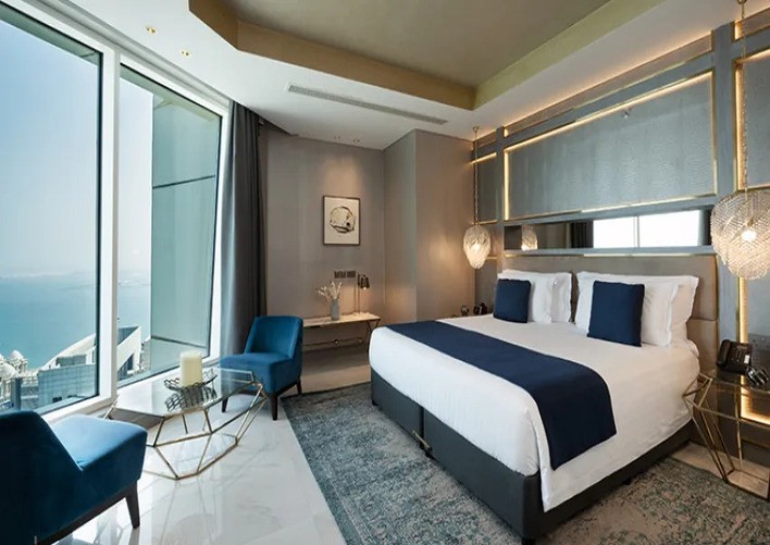 Centara West Bay Hotel & Residences