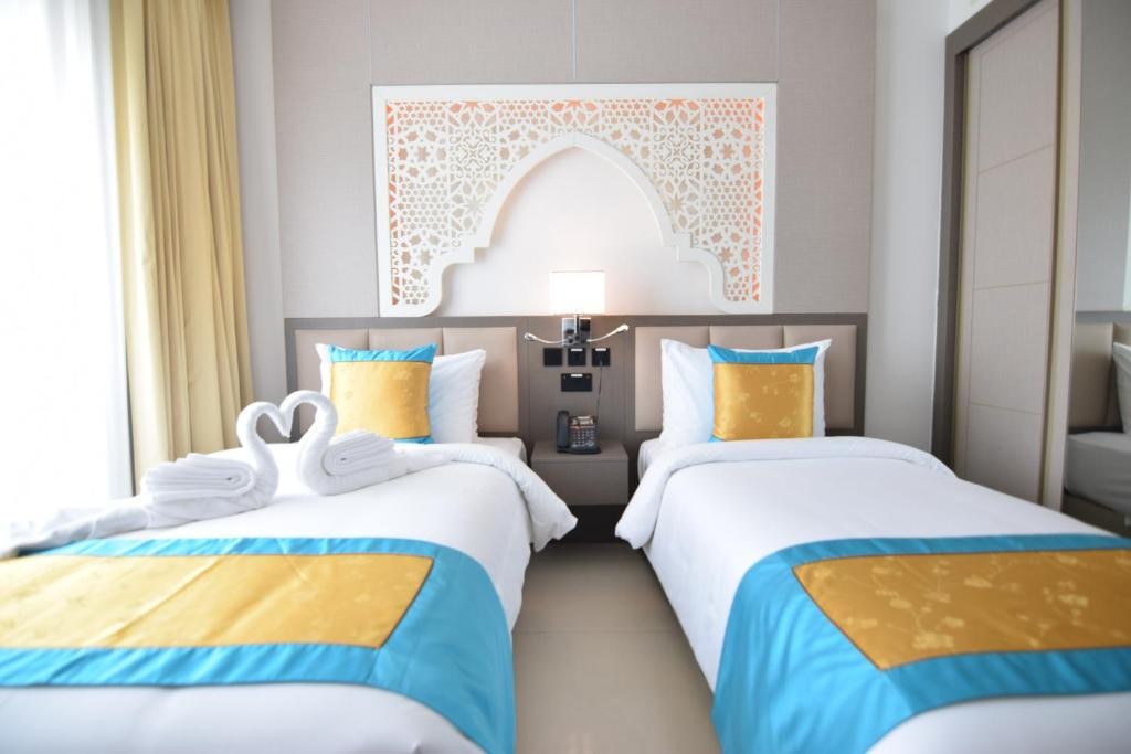 Central Inn Souq Waqif Hotel