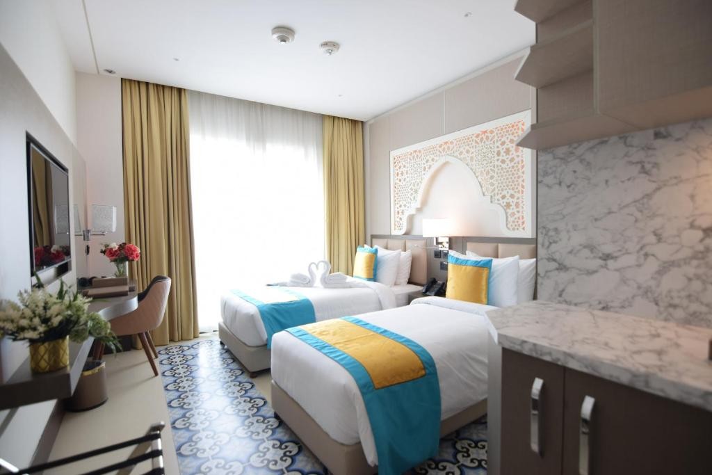 Central Inn Souq Waqif Hotel